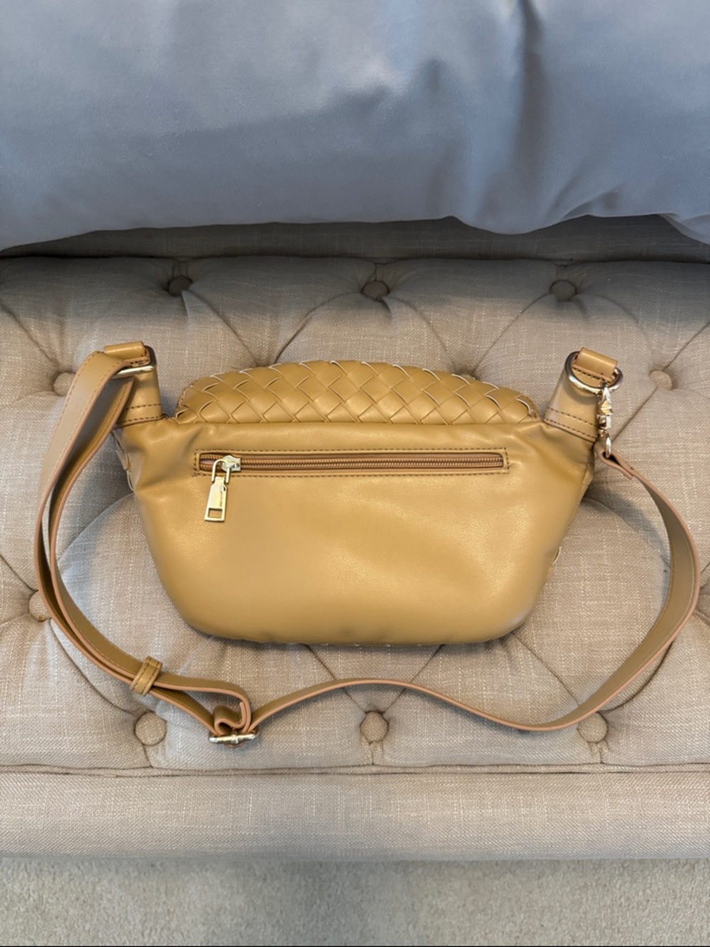 Sidekick. Tan Woven Leather Crossbody Belt Bag with Zip Wallet - Picture 4 of 9